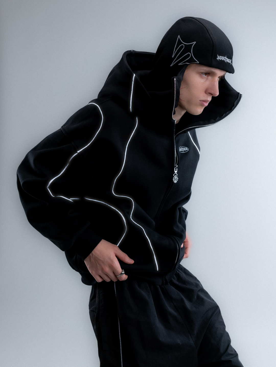 Black-out Phantom Hoodie Black